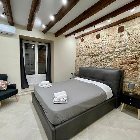 Tommy'S Rooms Palermo Exterior foto