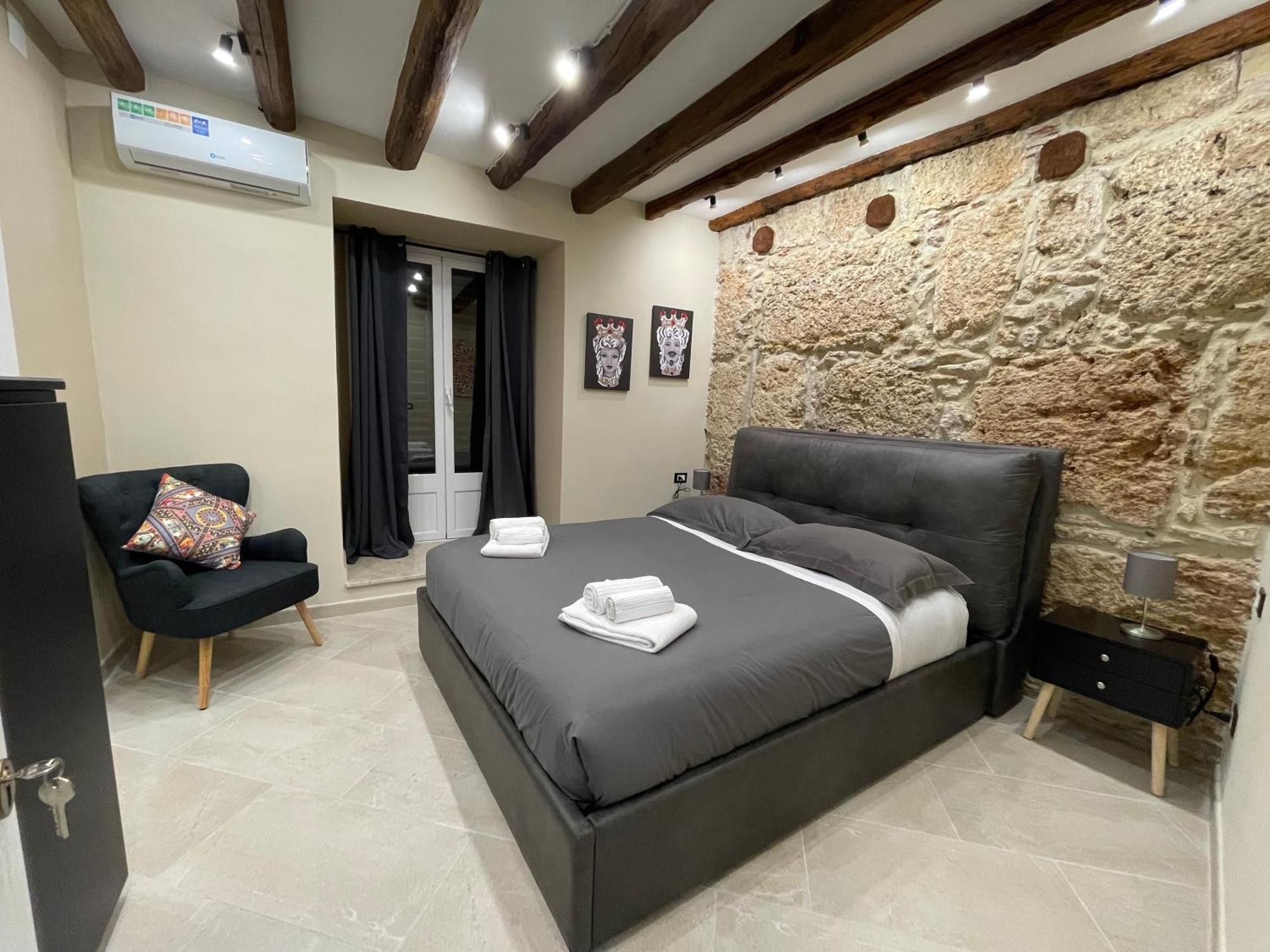 Tommy'S Rooms Palermo Exterior foto